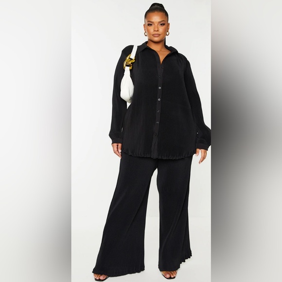 Top AND bottom set - Picture 1 of 9